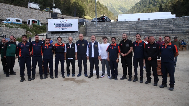 AFAD Başkanı Pehlivan, Karadeniz Bölgesi 2. Akreditasyon Kampı'nı ziyaret etti: