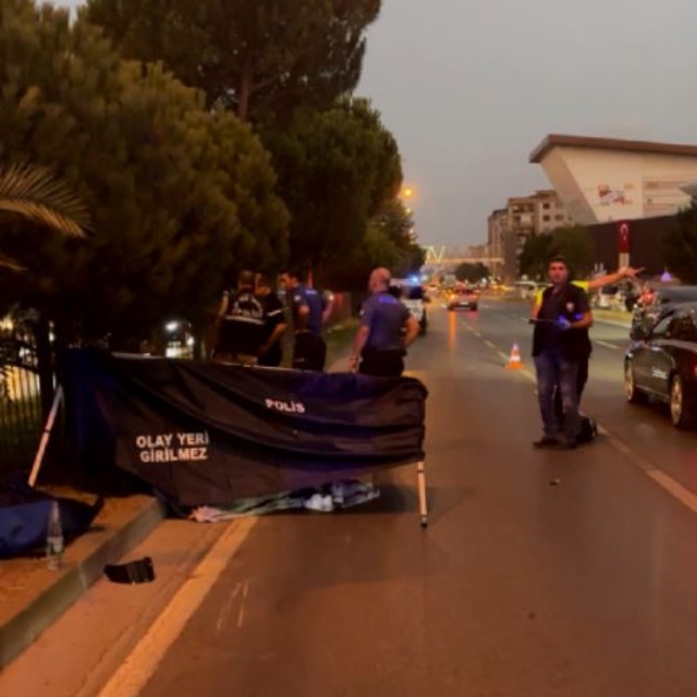'Yaya geçidi'nde motosikletin çarptığı kadın öldü