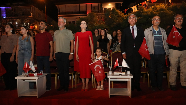 Korkuteli'de yağlı pehlivan güreşleri ile Şehzade Korkut Şenlikleri düzenlendi