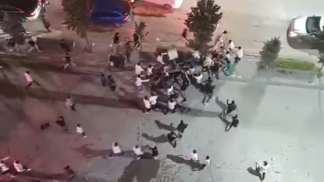 Yüksekova'da taşlı sopalı kavga: 1 yaralı