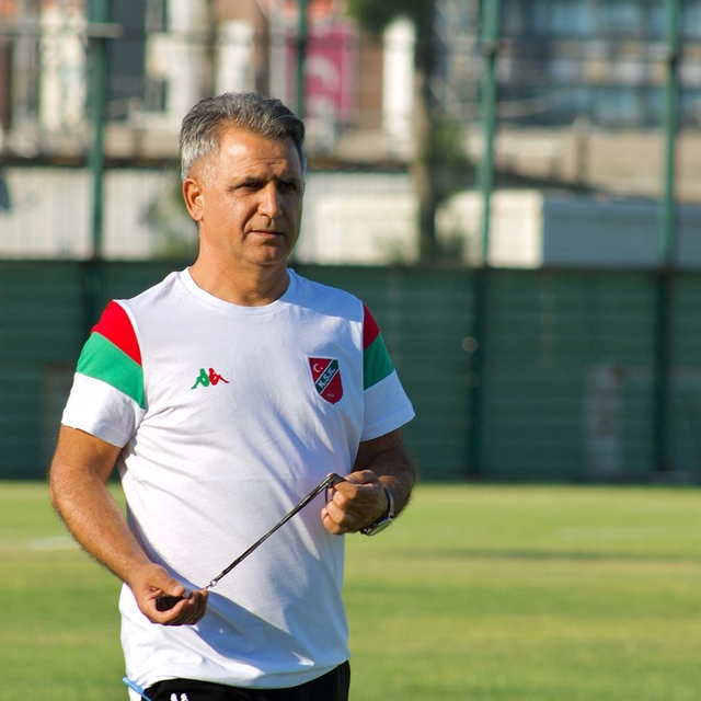 Karşıyaka transferde duruldu