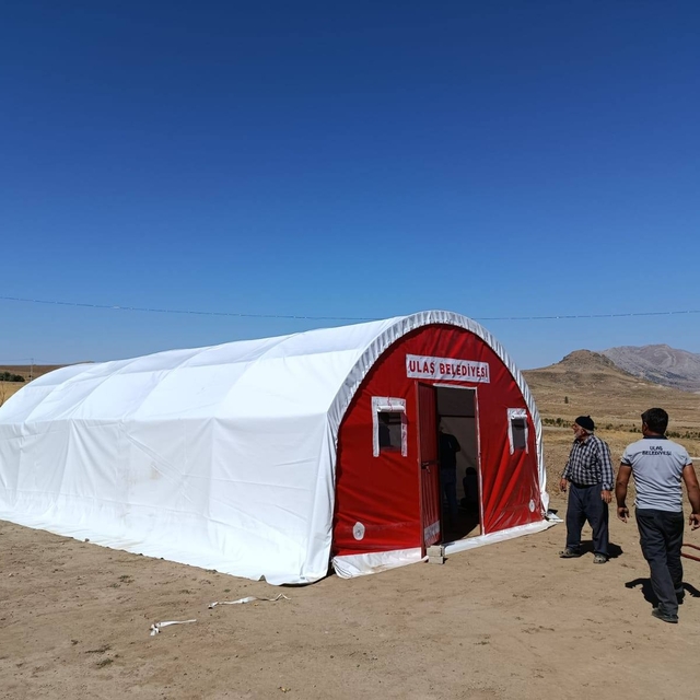 Ulaş'ta mobil çadırlar vatandaşların hizmetine sunuldu