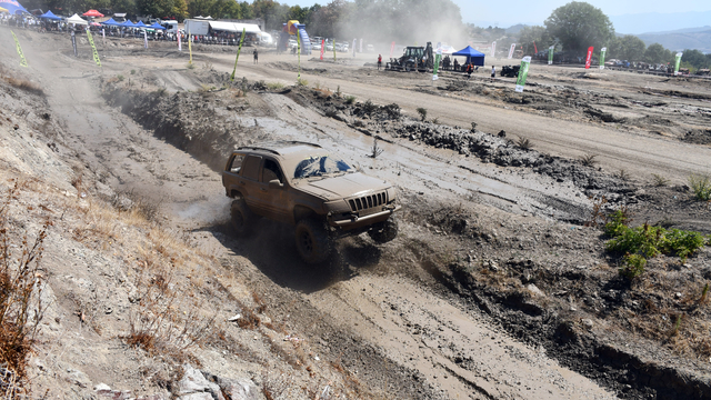 Off-road tutkunları, Düzce'deki şenlikte buluştu