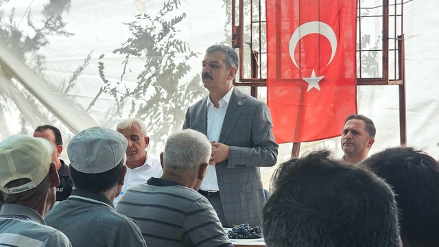 AK Parti Elazığ Milletvekili Keleş Keban'da muhtarlarla bir araya geldi