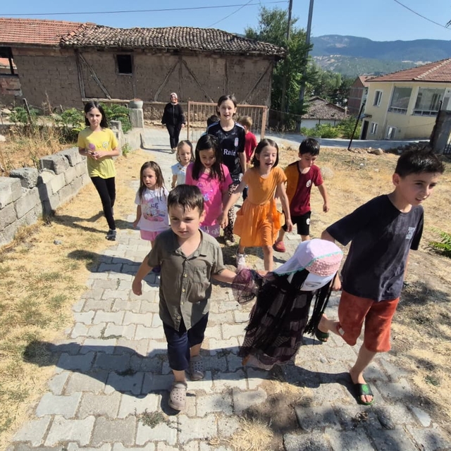 Amasya'da çocuklar yağmur duasına çıktı