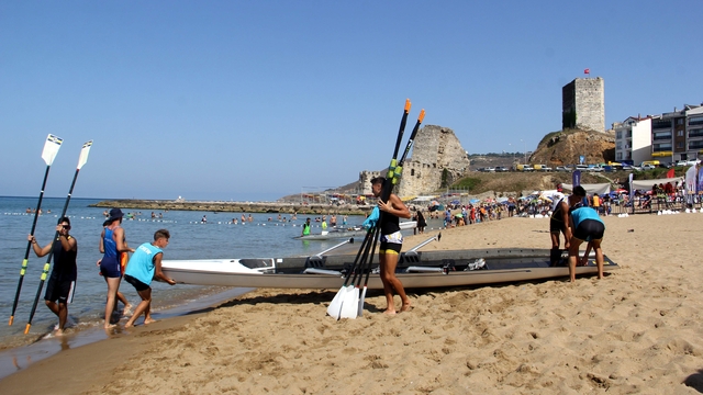 Sinop'ta düzenlenen Deniz Küreği Türkiye Şampiyonası Sahil Sürat Yarışları sona erdi