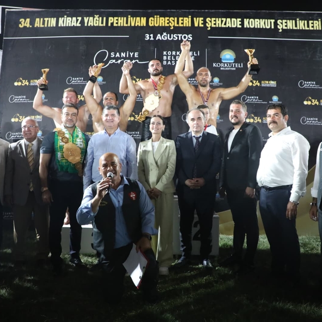 Korkuteli Altın Kiraz Yağlı Pehlivan Güreşleri'nin başpehlivanı Ali İhsan B...