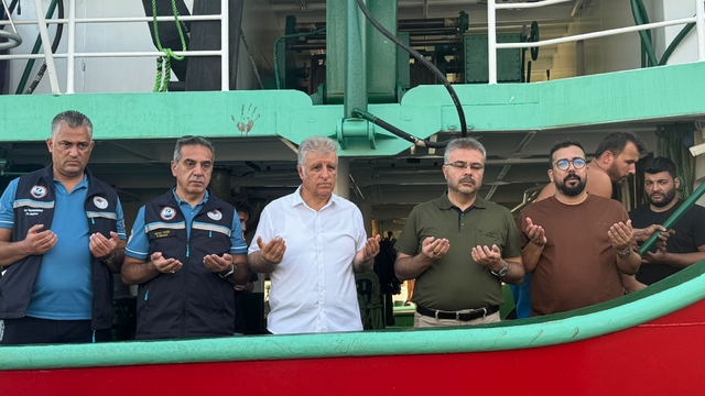 Aydınlı balıkçılar gece yarısı "vira bismillah" diyecek