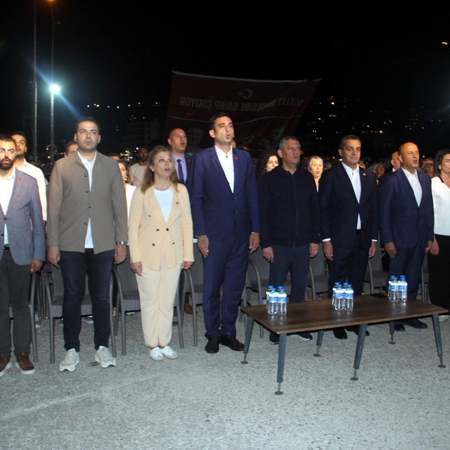 CHP Genel Başkanı Özel, Sinop'ta balıkçılık sezonu açılışına katıldı