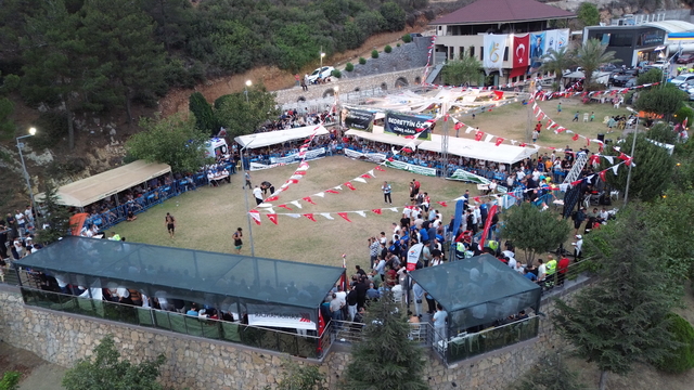 14. Belen Yayla Şenlikleri ve Aba Güreşleri'nde başpehlivanlığı Ali Böncüoğlu kazandı