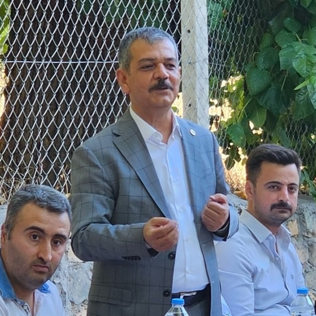 AK Parti Elazığ Milletvekili Keleş Keban'da muhtarlarla bir araya geldi