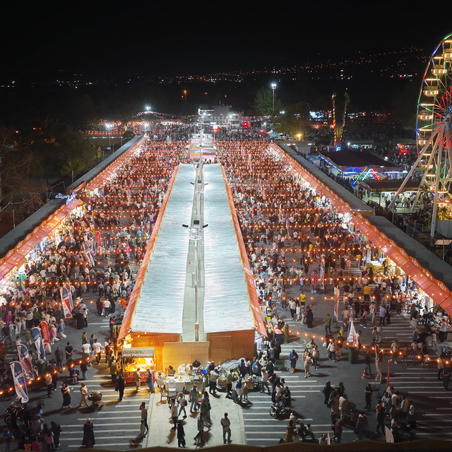 "Kahramanmaraş Geleneksel Ağustos Fuarı" bu yıl 2,5 milyon ziyaretçiyi ağır...
