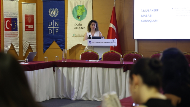 Antalya'da orman yangınlarında atıkların rolü değerlendirildi
