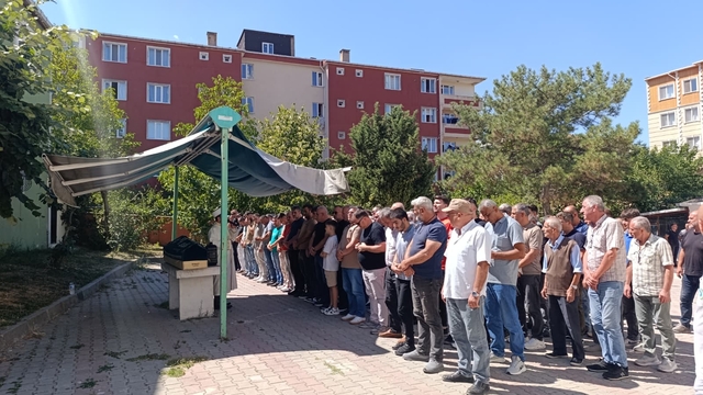 Tekirdağ'da bir kişinin silahla öldürülmesiyle ilgili gözaltına alınan zanlı tutuklandı
