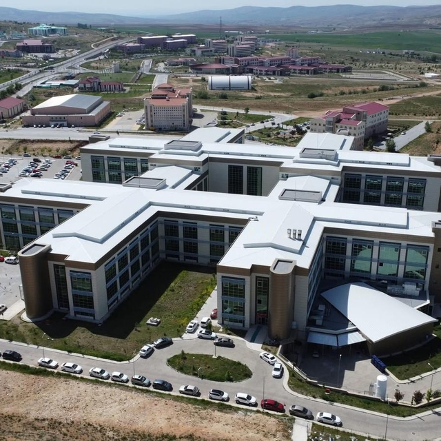 Yozgat'ta üniversite hastanesinde Merkezi Hekim Randevu Sistemi uygulamaya...