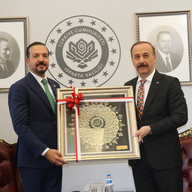 AK Parti Genel Başkan Yardımcısı Zorlu, Isparta'da ziyaretlerde bulundu