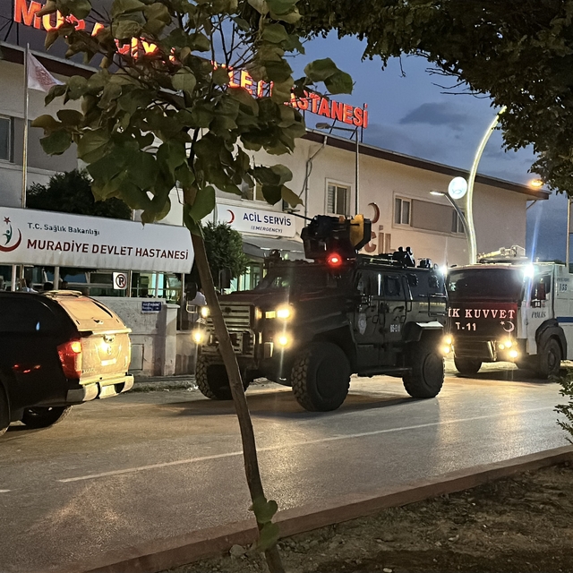 Van'da iki aile arasında çıkan kavgada 1 kişi öldü, 2 kişi yaralandı