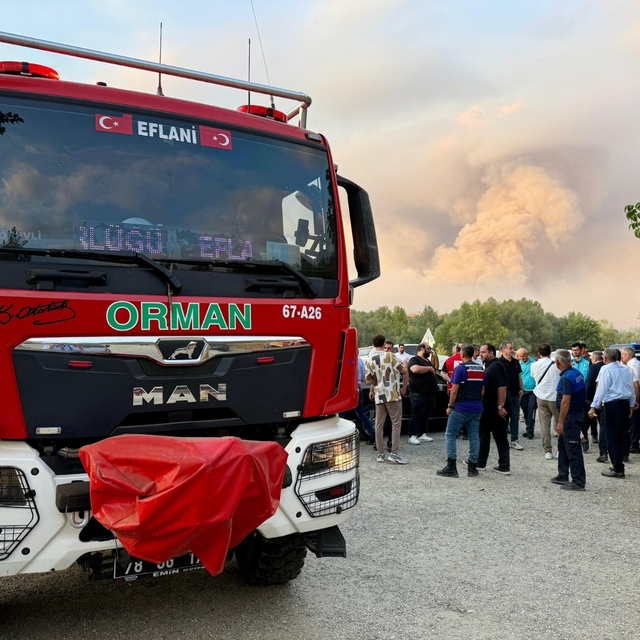 Karabük'te orman yangını 2'nci gününde (3)