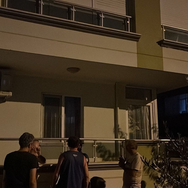 Muğla'da CHP'li belediye başkanının dede ve anneannesinin evine molotof atı...