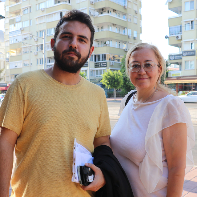 ABD'de okuyan kızına gönderdiği para kayboldu