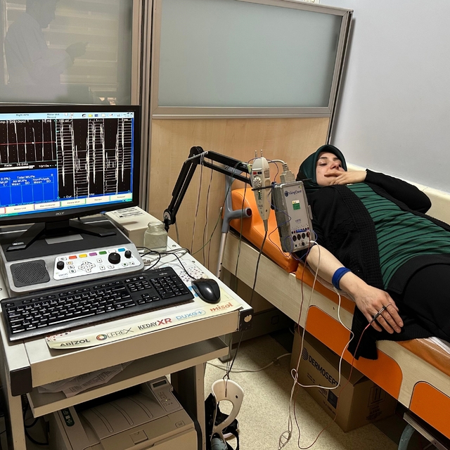 Van'da felçli hasta "botoks" uygulamasıyla ağrılarından kurtuldu