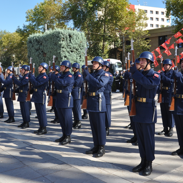 Eskişehir'in düşman işgalinden kurtuluşunun 103. yıl dönümü kutlandı