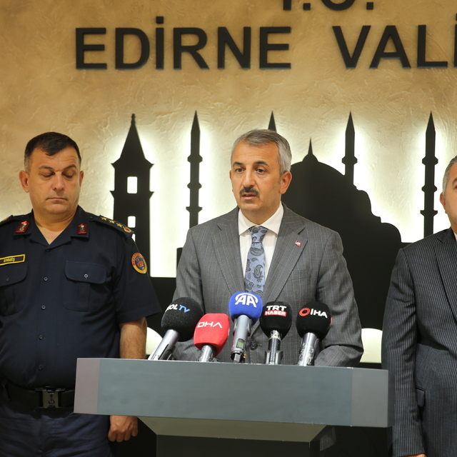 Edirne'de 8 ayda 5 ton 296 kilogram uyuşturucu ele geçirildi