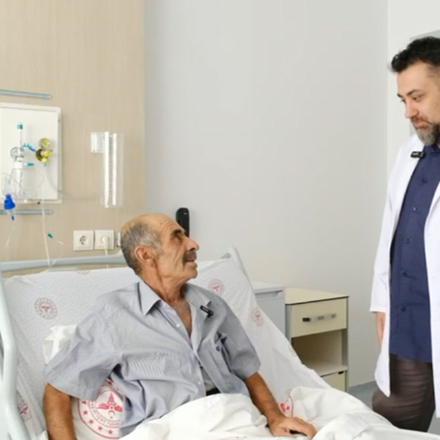 İneğin teptiği çiftçi, yelken göğüs ameliyatıyla sağlığına kavuştu