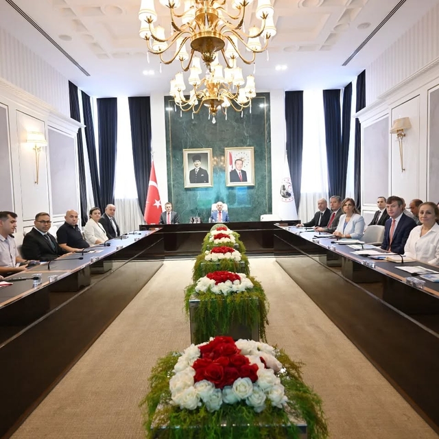 Kırklareli İl Özel İdaresi yatırımlarında 6 aylık değerlendirme