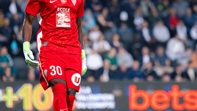 Çaykur Rizespor Fildişili kaleci Yahia Fofana ile anlaştı