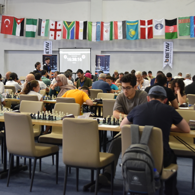 Bitlis'te "2. BETAV Uluslararası Satranç Turnuvası" başladı