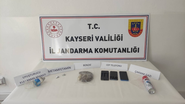 Kayseri'de jandarma ekipleri uyuşturucu operasyonu düzenledi