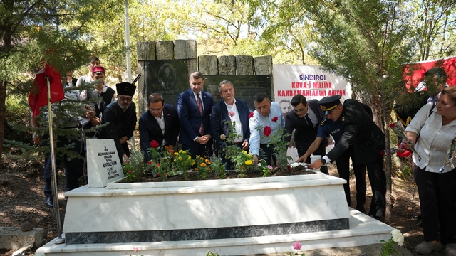 Sındırgı'da Kuvayımilliye kahramanları dualarla anıldı
