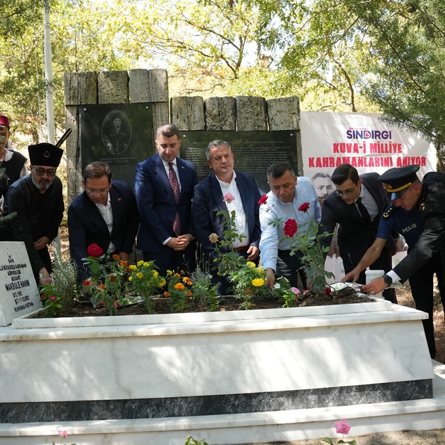 Sındırgı'da Kuvayımilliye kahramanları dualarla anıldı