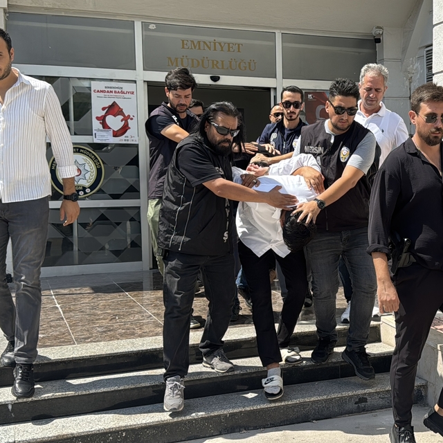Mersin'de 16 yaşındaki Hiranur'un öldürülmesine ilişkin yakalanan 3 zanlı a...
