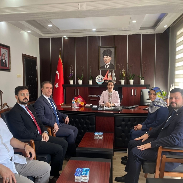 Gerze'de Mevlid-i Nebi Haftası dolayısıyla Kaymakam Büyüker'e ziyaret