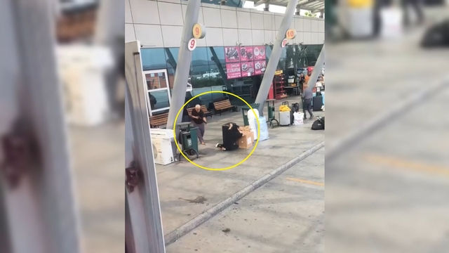 Otogarda babası tarafından silahla vurulan kadın yaralandı; olay kamerada