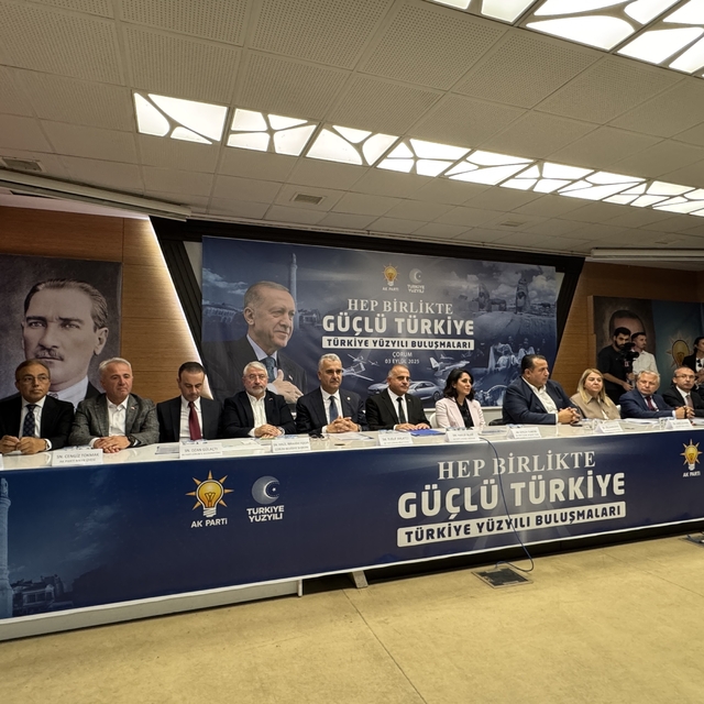 AK Parti Genel Başkan Yardımcısı Tuncer, Çorum'da konuştu: