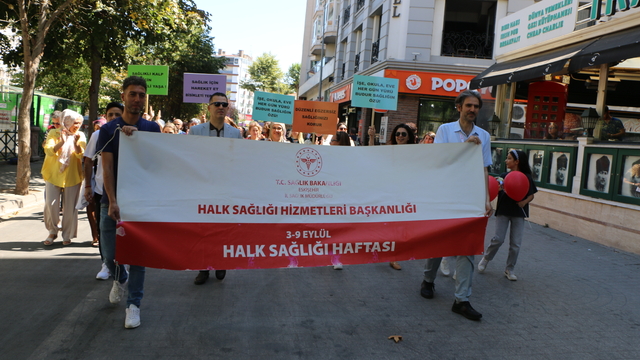 Eskişehir'de sağlıklı yaşama dikkati çekmek için yürüyüş düzenlendi