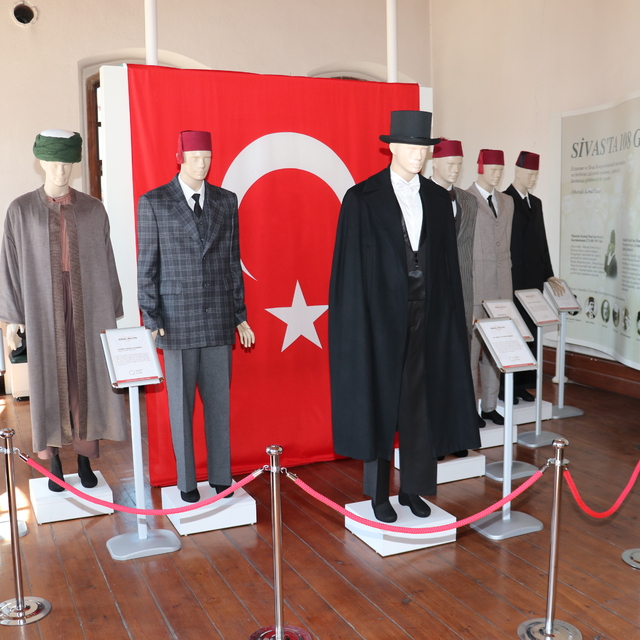 Sivas Kongresi'nin yıl dönümü etkinlikleri kapsamında Milli Mücadele Kıyafe...