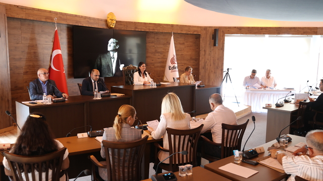 Edirne Belediyesi Meclisi toplandı