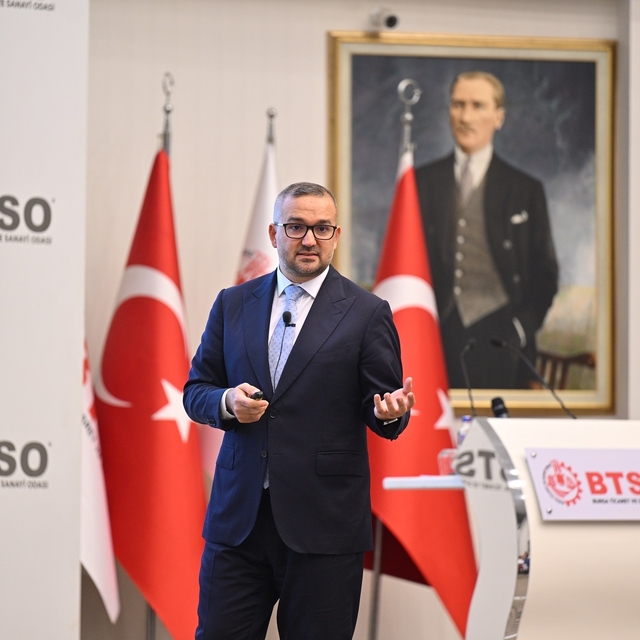 TCMB Başkanı Karahan: Yıl sonunda enflasyonun yüzde 29'un altına düşmesini...