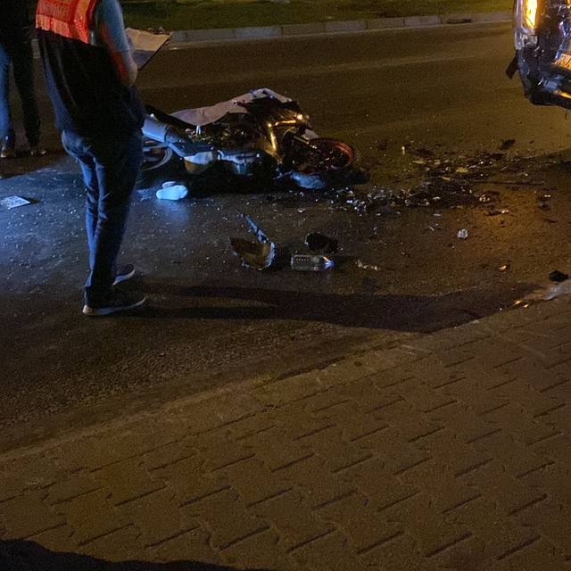 Antalya'da minibüsle çarpışan motosikletin sürücüsü öldü