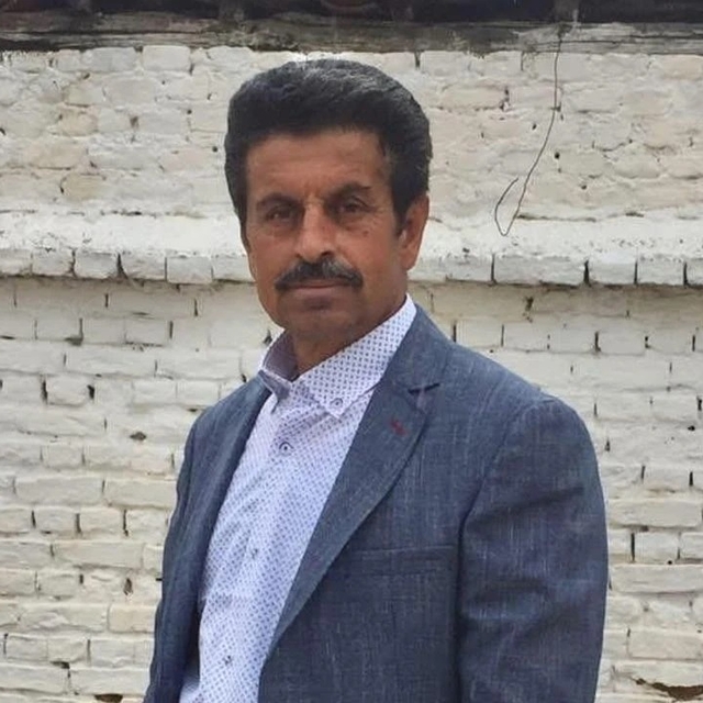 Mahalle muhtarı, kendini zeytin ağacına iple astı