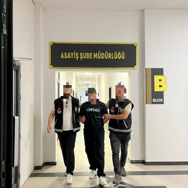 İzmit'te inşaat şantiyesinde bıçaklı kavga; 1 ağır yaralı