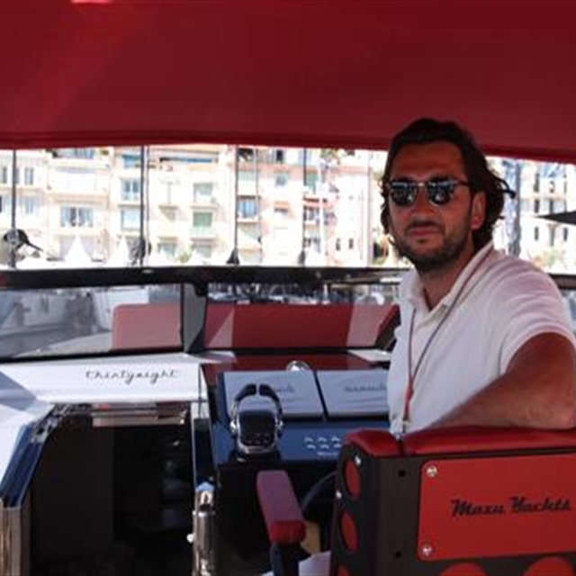 TCG Alemdar da Halit Yukay için bölgede; cansız bedeni denizden çıkarıldı (...