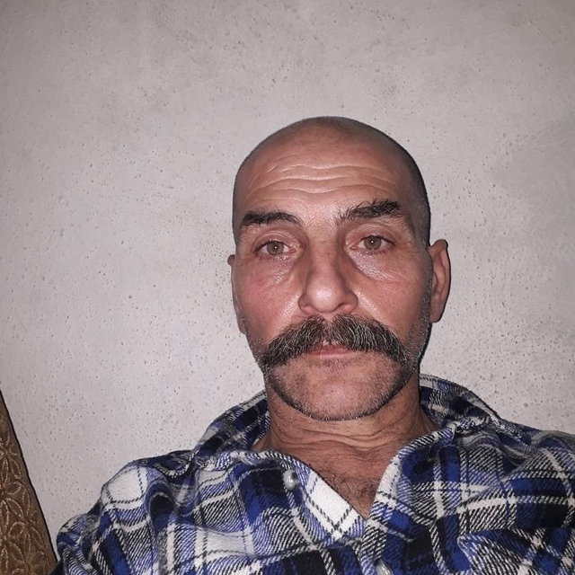 Hayvan otlatırken üzerine yıldırım düştü