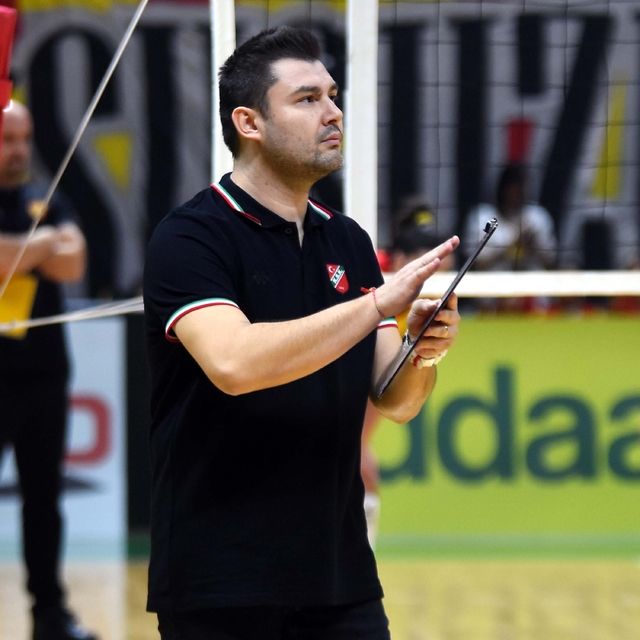 Karşıyaka filesinde Çarıkçı gitti