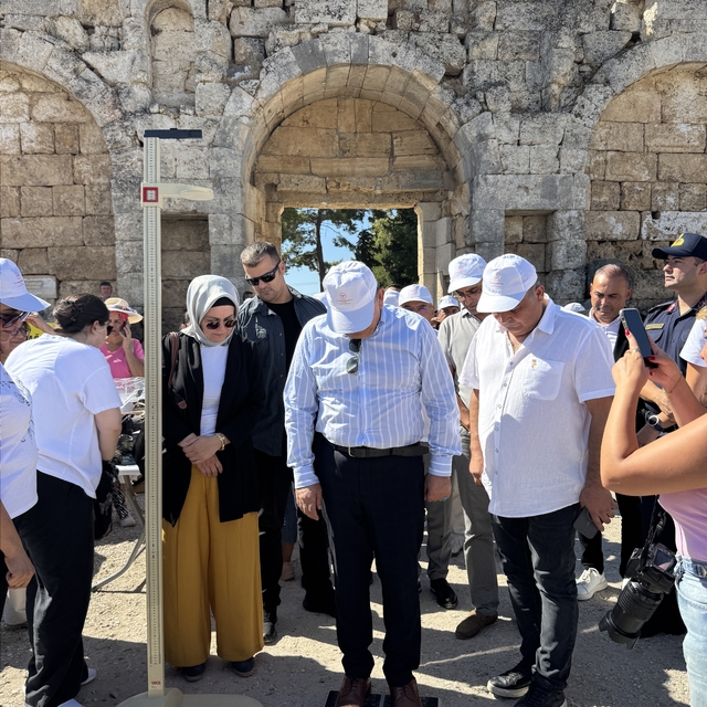 Antalya'da antik kentteki etkinlikle sağlıklı yaşamın önemine dikkat çekild...
