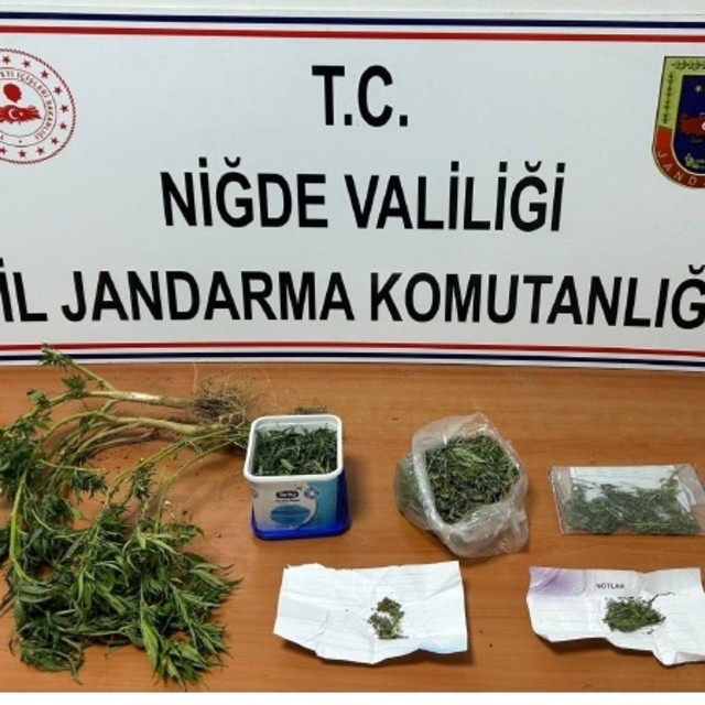 Niğde'de 727 gram esrar ele geçirildi